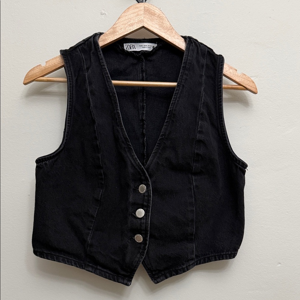 Zara Charcoal Buttoned Vest